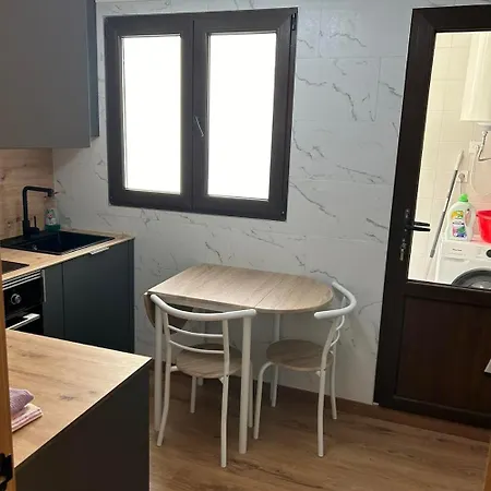 Szamos Apartament-1 شقة تورّيفيِخا