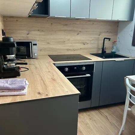 Szamos Apartament-1 شقة تورّيفيِخا
